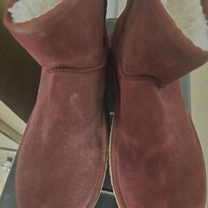 Koolaburra Maroon Suede Boots
